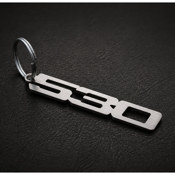 BMW 530 Emblem Schlüsselanhänger – Edelstahl | Inox Drive