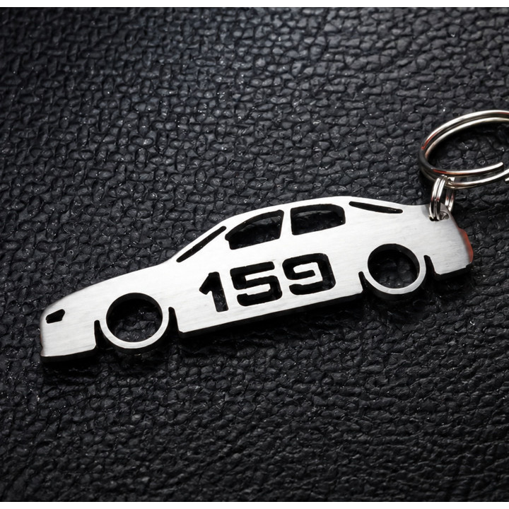 Alfa Romeo 159 Seitenansicht Schlüsselanhänger – Edelstahl | Inox Drive